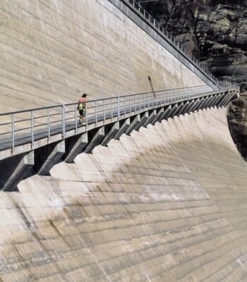 dam-7932987_960_720.jpg