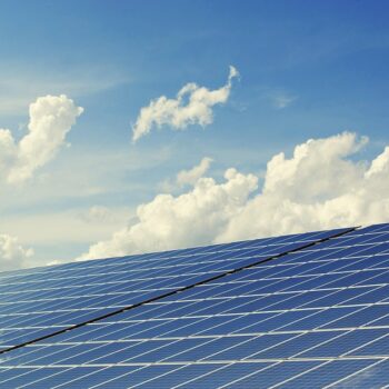 photovoltaic-2138992_960_720.jpg