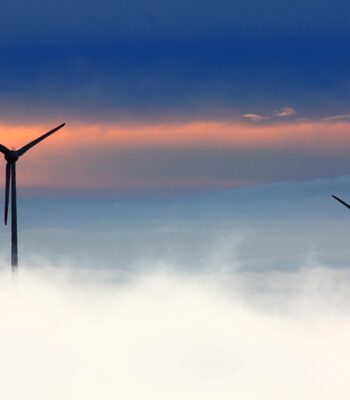 windmills-1048981_960_720.jpg
